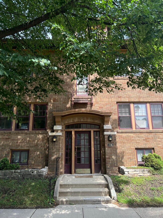 Building Photo - 726 N 49th St