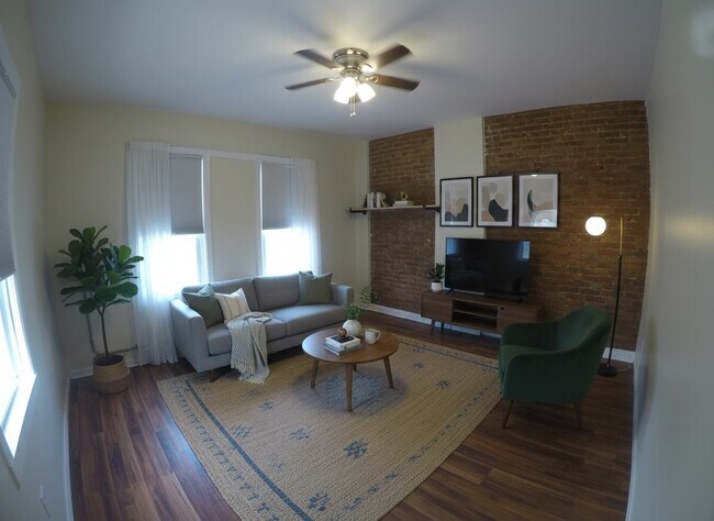 Primary Photo - 2516 E Lehigh Ave