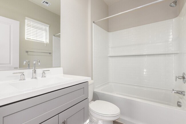 Building Photo - BEAUTIFUL PHOENIX HOME IN GATED COMMUNITY!