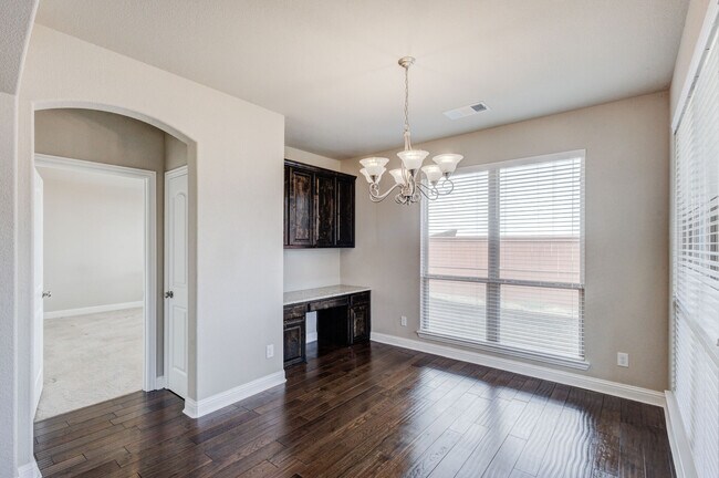 Building Photo - 15609 Canyon Ridge