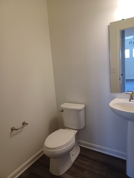 Building Photo - 6245 Browning Trl