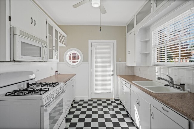 Building Photo - Spacious 3 Bed / 3 Bath Single Family with Large Fenced Yard and Deck in Temple ISD