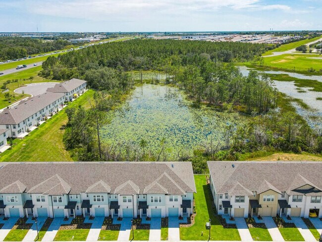 Building Photo - 1048 Plantation Ln