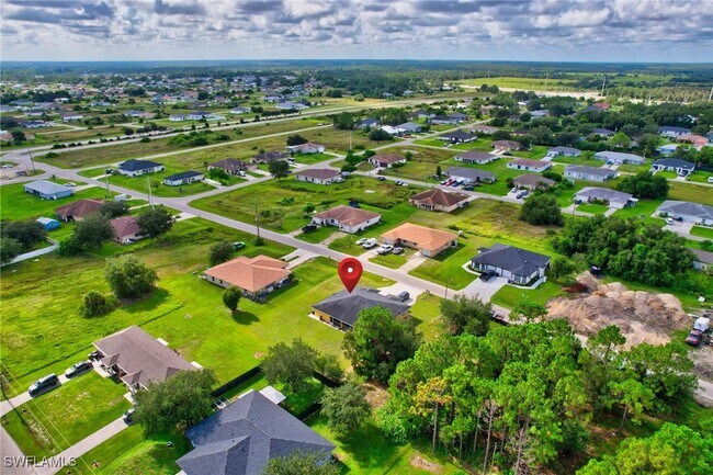 Building Photo - 4424 26th St SW