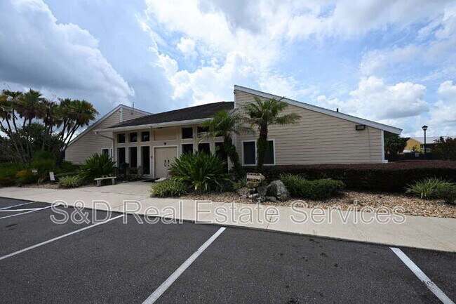 Building Photo - 2025 Sylvester Rd