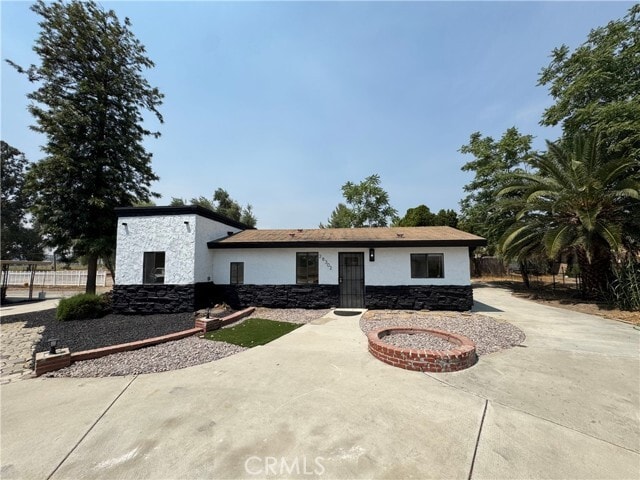 Building Photo - 28302 Alessandro Blvd