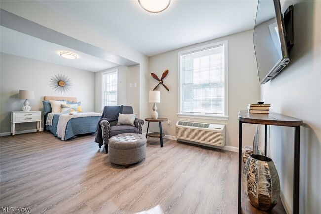 Building Photo - 12799 Doula Ln