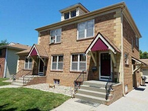 Building Photo - 936 Garfield St