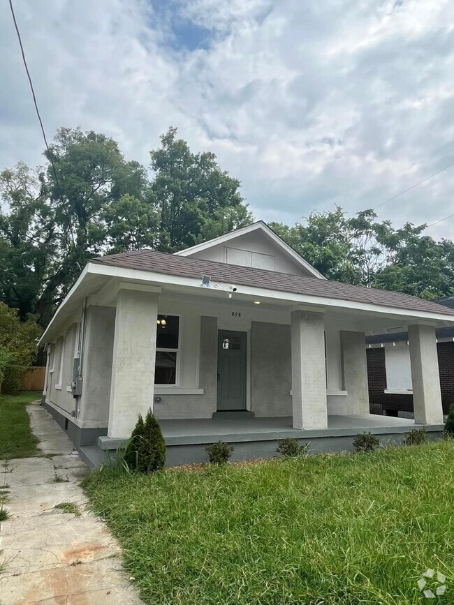 Building Photo - 898 Faxon Ave
