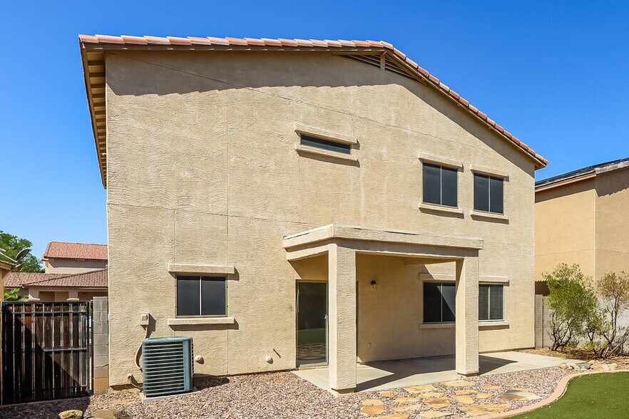 Building Photo - 16115 N 168th Ave