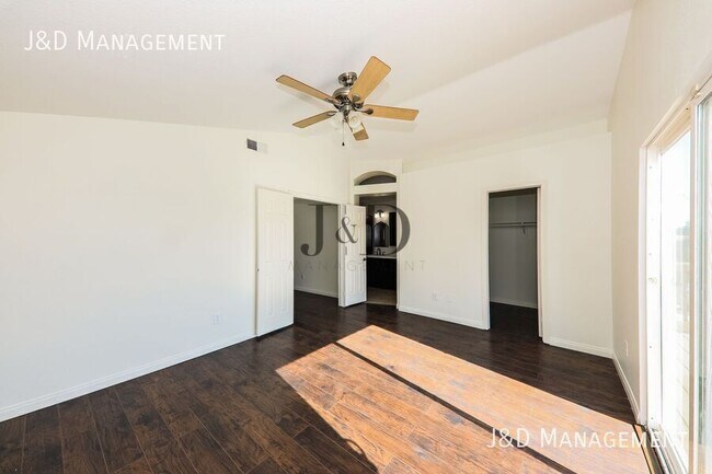 Building Photo - 23835 Cork Oak Cir