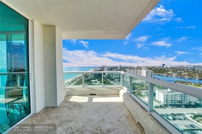 Building Photo - 101 S Fort Lauderdale Beach Blvd