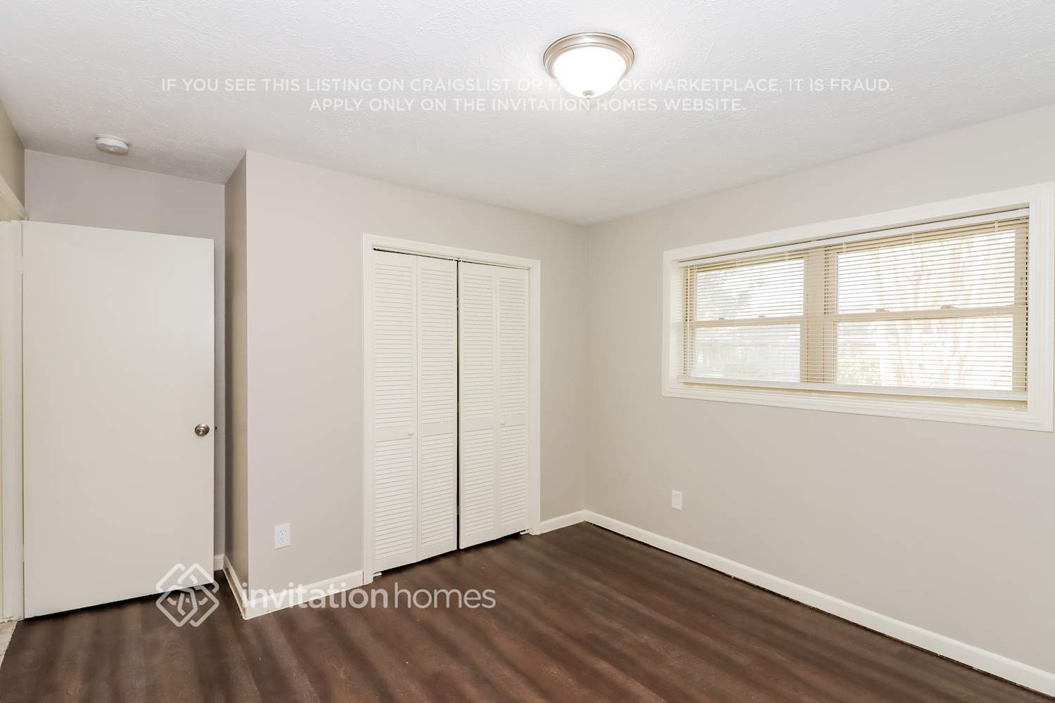 Building Photo - 2104 Yorktown Ct S