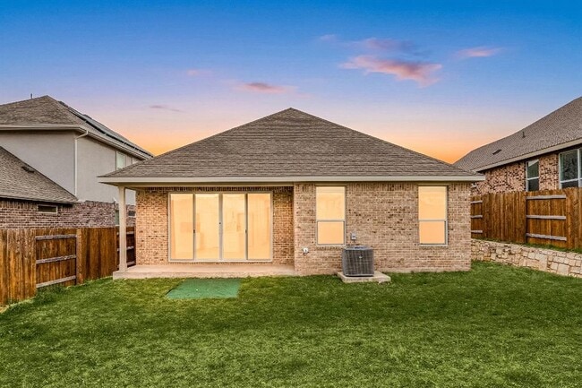 Building Photo - 904 Balsora Cv