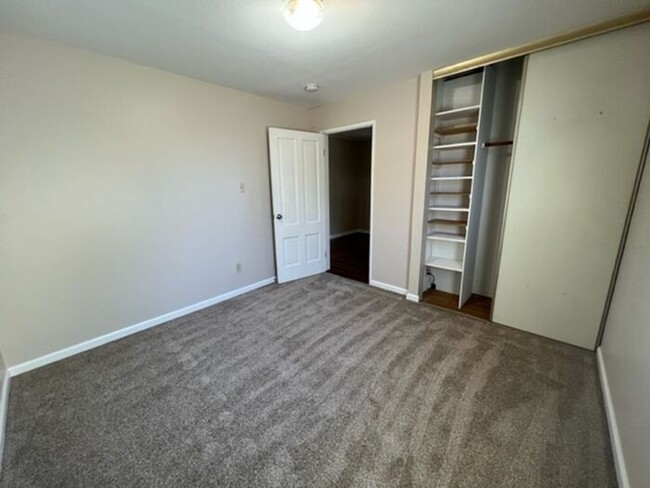 Building Photo - ~*~2BD/1BA Downtown Sunnyvale Charming Hom...