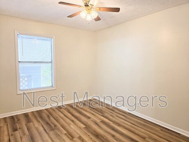 Building Photo - 6768 Willowbrook Dr