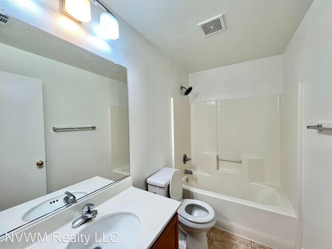 Building Photo - 3 br, 2.5 bath House - 5717 Dewey Dr