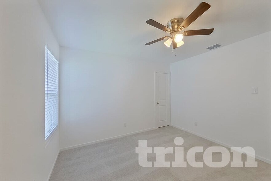 Building Photo - 1637 Baugh St