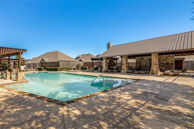 Building Photo - 704 Thetford Ln