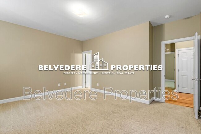 Building Photo - 67 Rhododendron Dr