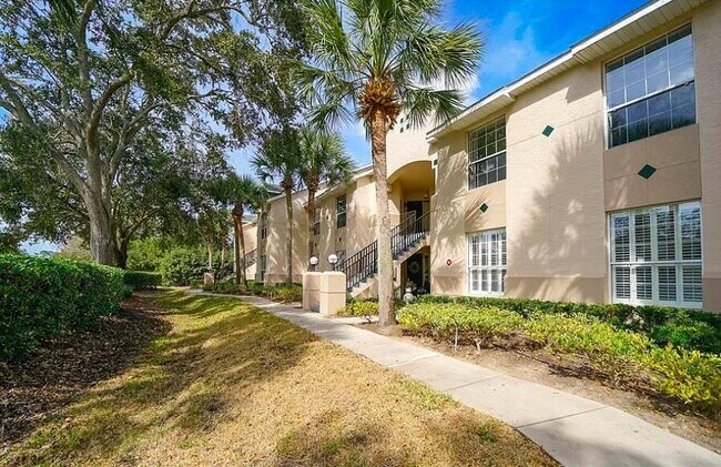 Building Photo - 707 Augusta Cir