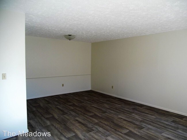 Building Photo - 1501 Meadow Trace Dr