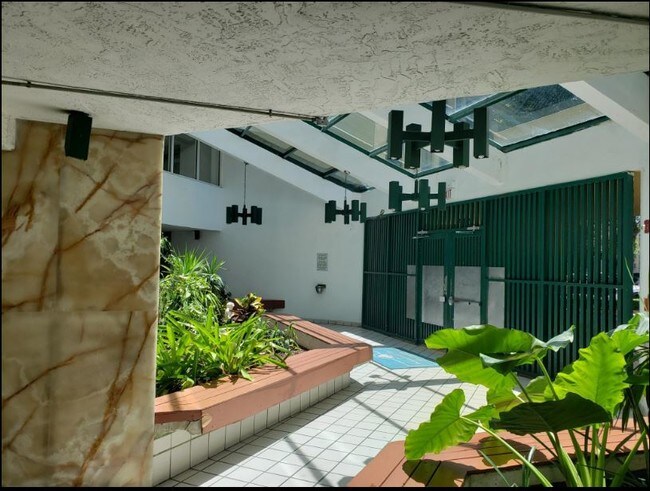 Building Photo - 11750 SW 18th St