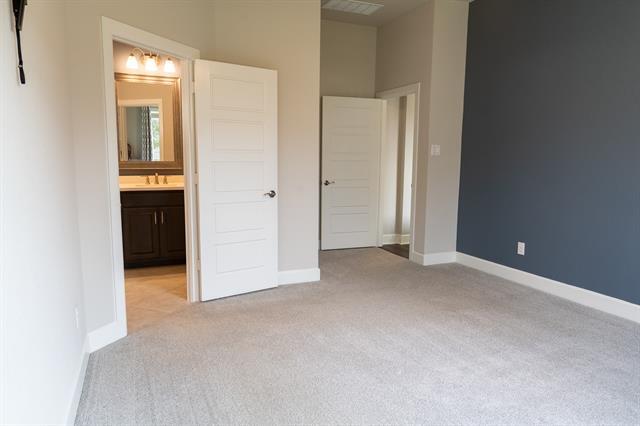 Building Photo - 2441 Lazy Dog Ln