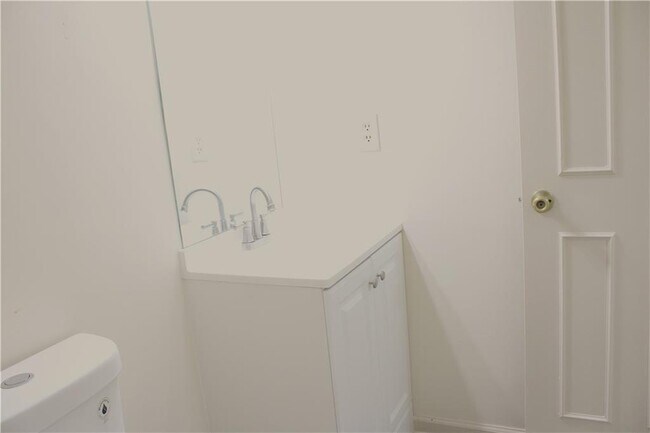 Building Photo - 1235 Sweet Pine Dr