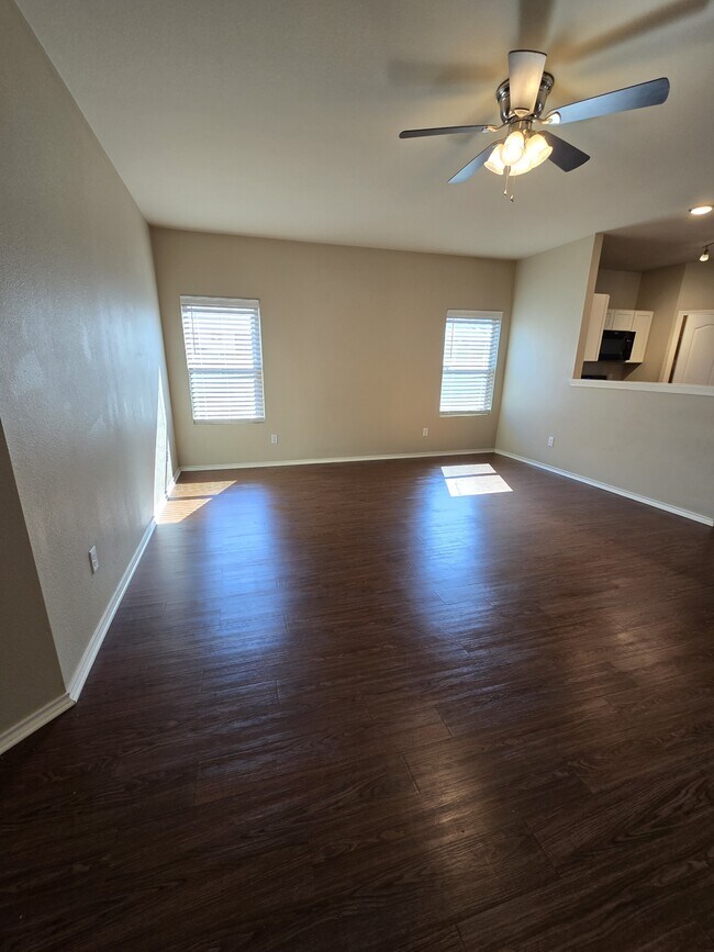 Building Photo - 457 Ambrose Avenue