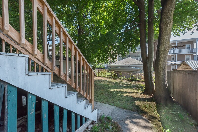 Building Photo - 31 Champney St