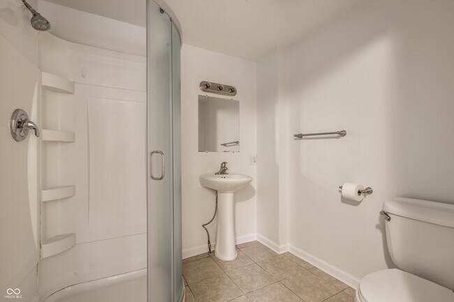Building Photo - 4658 Hinesley Ave