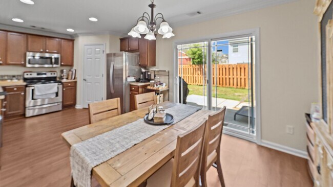 Building Photo - Beautiful 3 Bedroom Home in Port Wentworth with Fenced Backyard and Community Pool