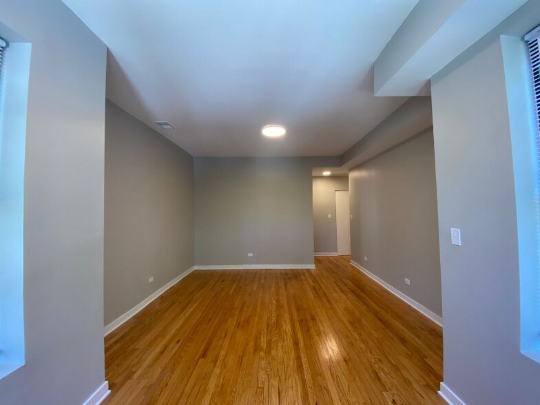 Building Photo - 1745 W Wallen Ave