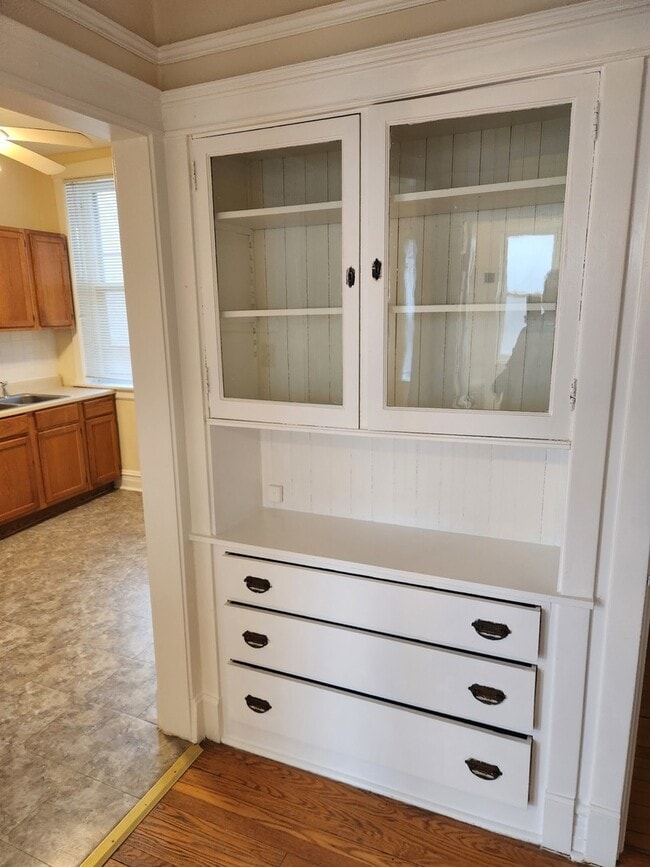 Building Photo - 5959 N Magnolia Ave