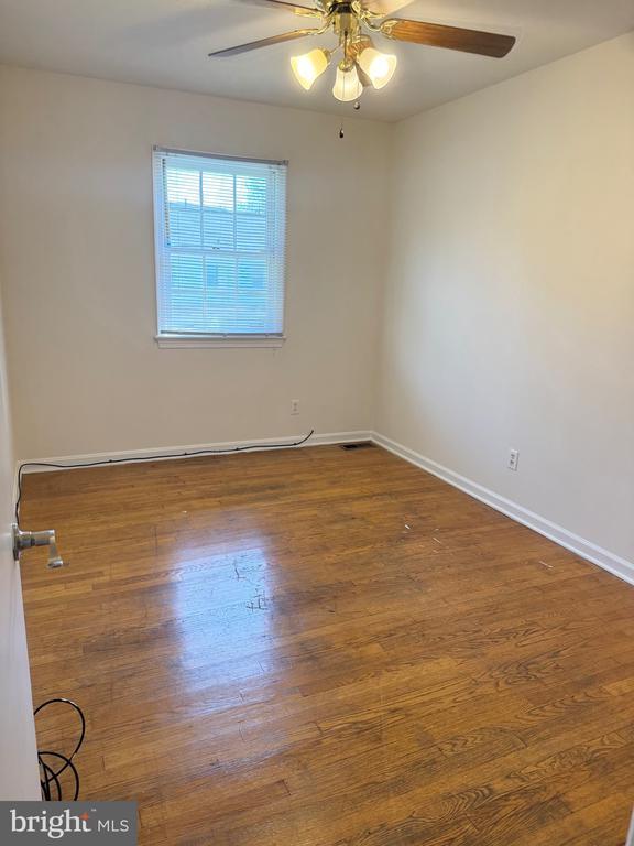 Building Photo - 413 Olde Greenwich Cir