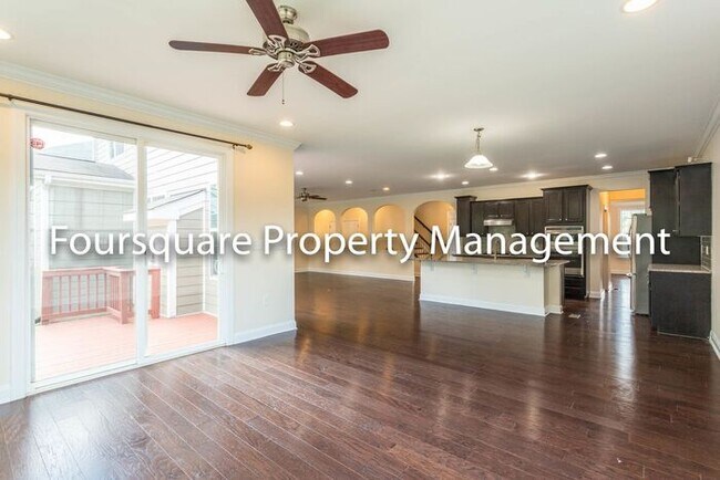 Building Photo - Single Family Home |1st Floor- Guest Suite...