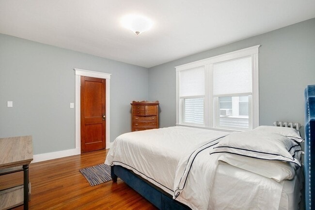 Building Photo - 66 Whitten St