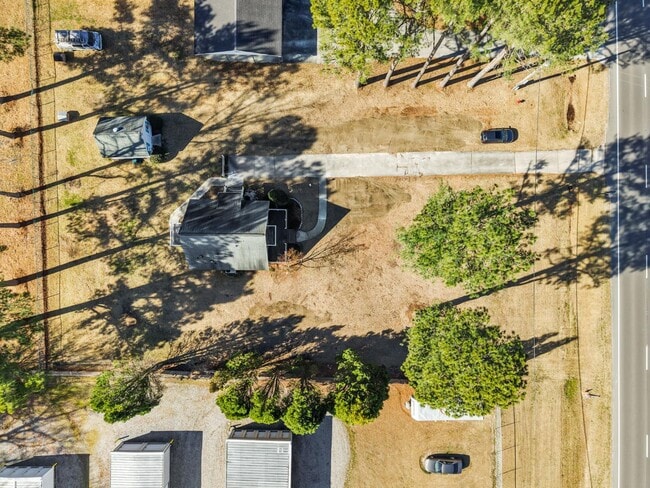 Building Photo - 4984 HWY 264