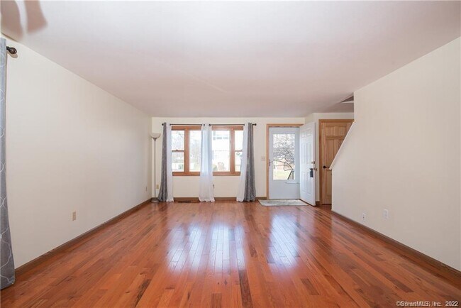 Building Photo - 2 Allspice Ln