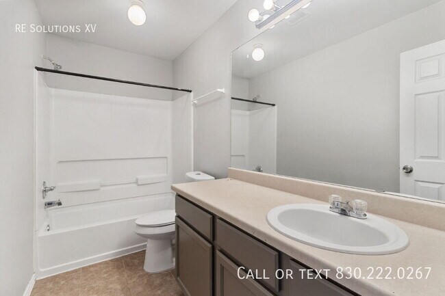 Building Photo - 10714 Mathom Landing