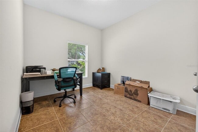 Building Photo - 3204 W Marlin Ave