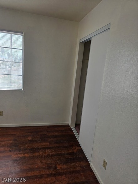 Building Photo - 5784 Akron Ct