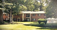 Building Photo - Newly Updated 3 bedroom apartment