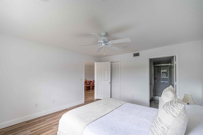 Building Photo - 1405 Palm Beach Trace Dr