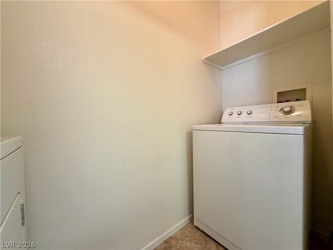 Building Photo - 1001 Domnus Ln