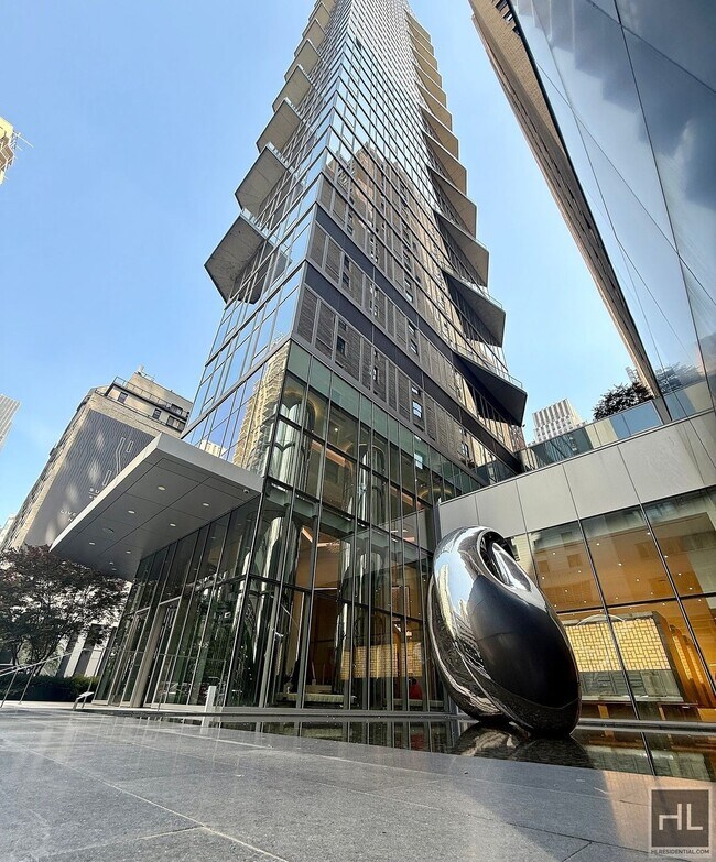 Building Photo - SUNNY NO FEE STUDIO IN THE LUXURY SUMMIT NYC