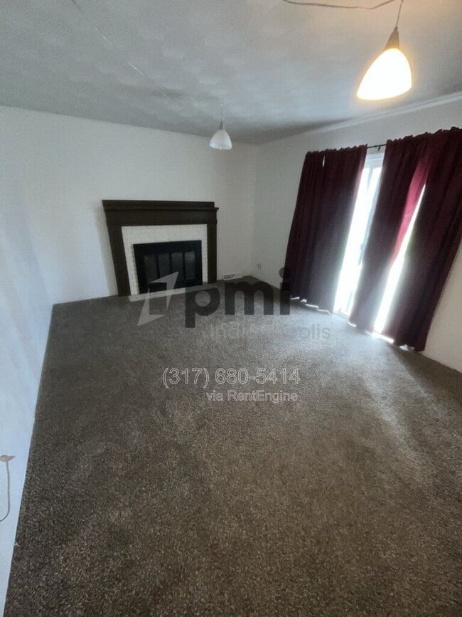 Building Photo - 635 Phaeton Pl