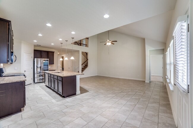 Building Photo - 2999 sq ft 4 Bedroom 3.5 Bathroom 2 Story ...