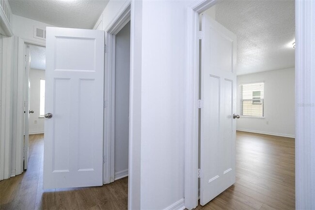 Building Photo - 133790 Ingelnook Dr